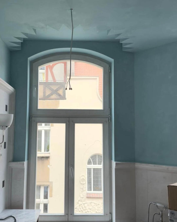31. Limewash Paint, Poland