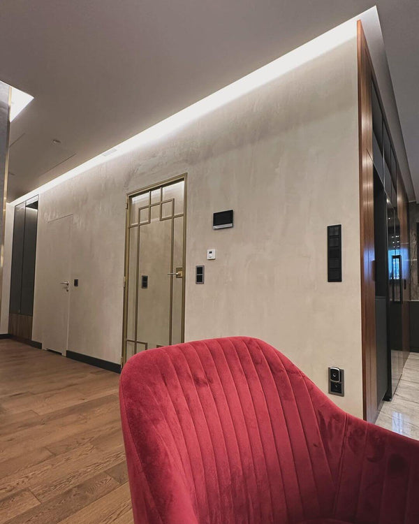 18. Limewash Plaster, Poland