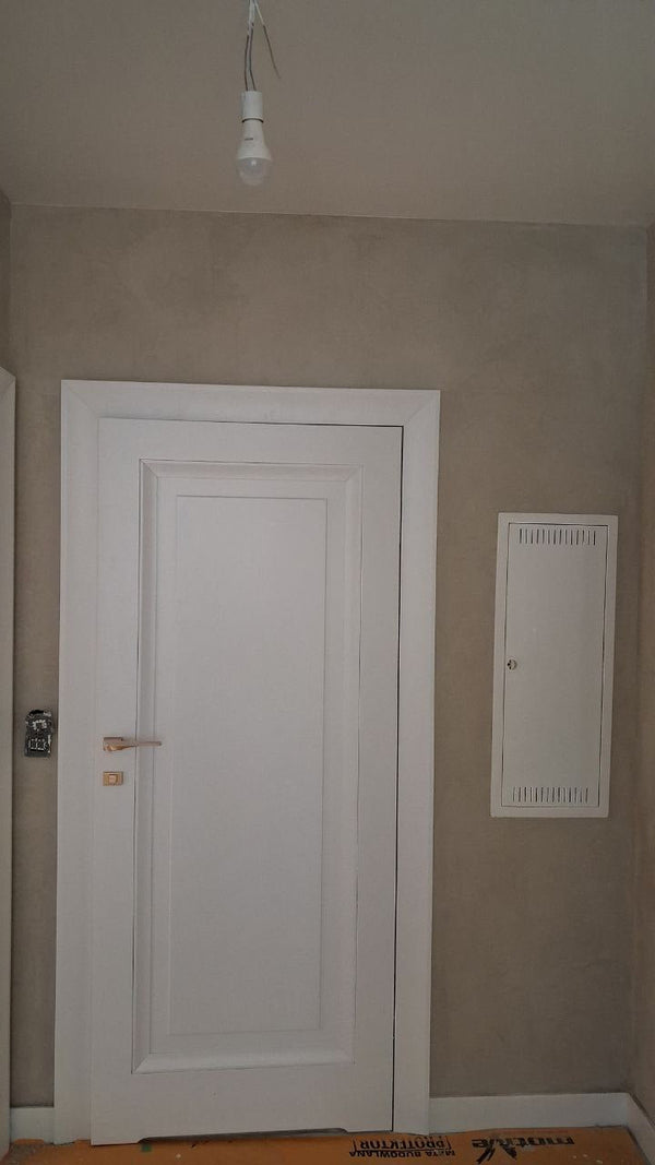 Tadelakt vs Microcement: 5 Shower Pros and Cons