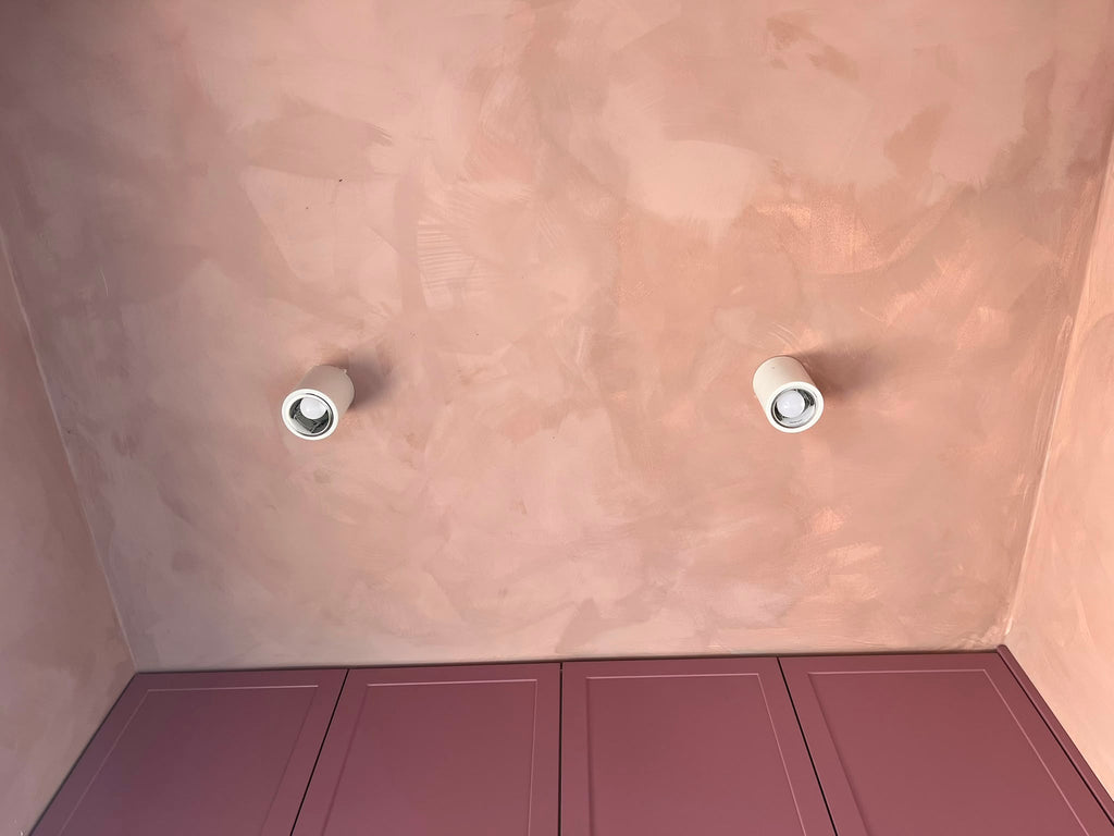#72 Warm Clay limewash paint on a wall – customer project, photo 3