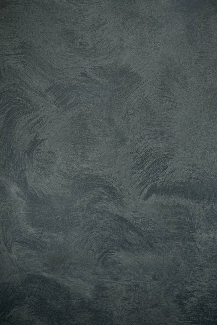 #14 Nordic Shadow Alkantarus suede-effect paint on a wall