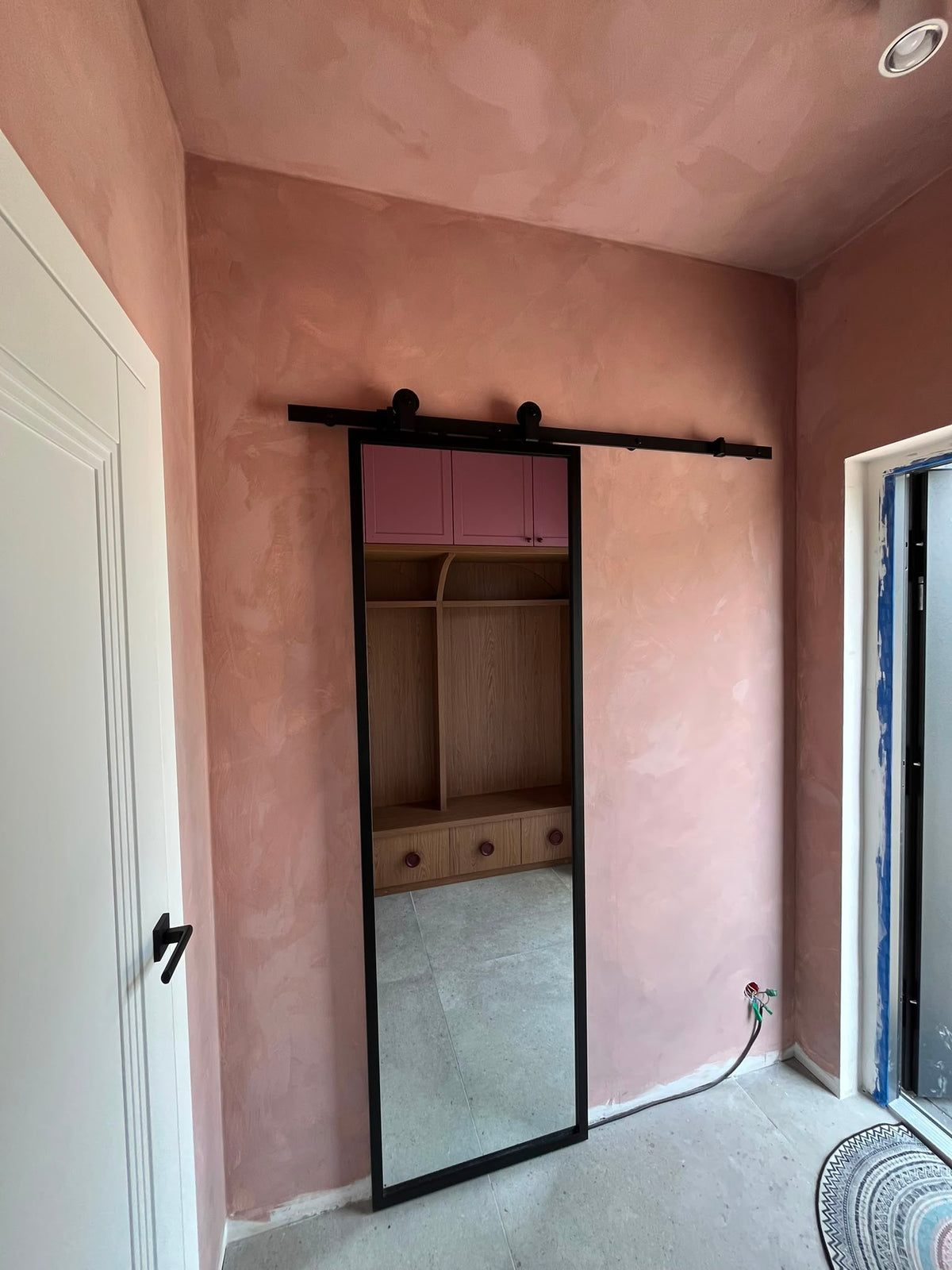 #72 Warm Clay limewash paint on a wall – customer project, photo 4