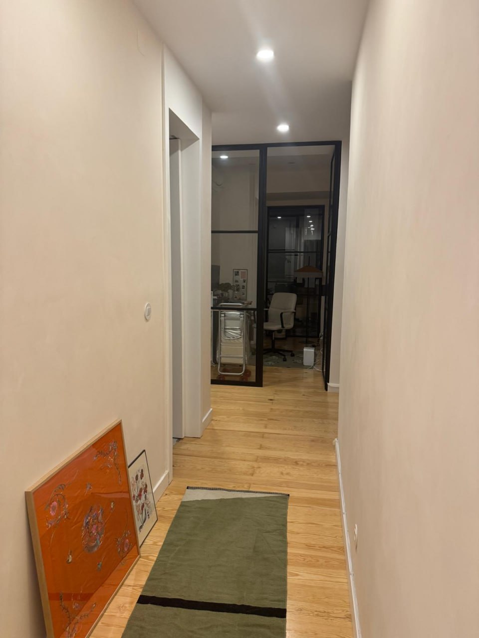 #246 Almond Chalk limewash paint on a wall – customer project, photo 1