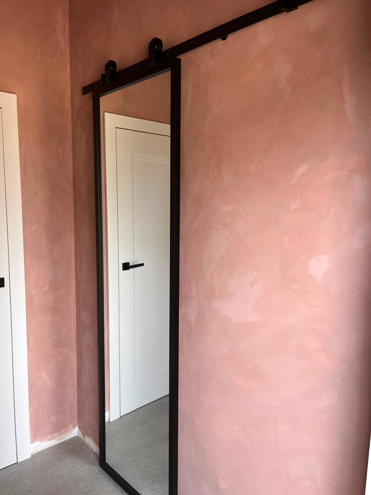 #72 Warm Clay limewash paint on a wall – customer project, photo 7