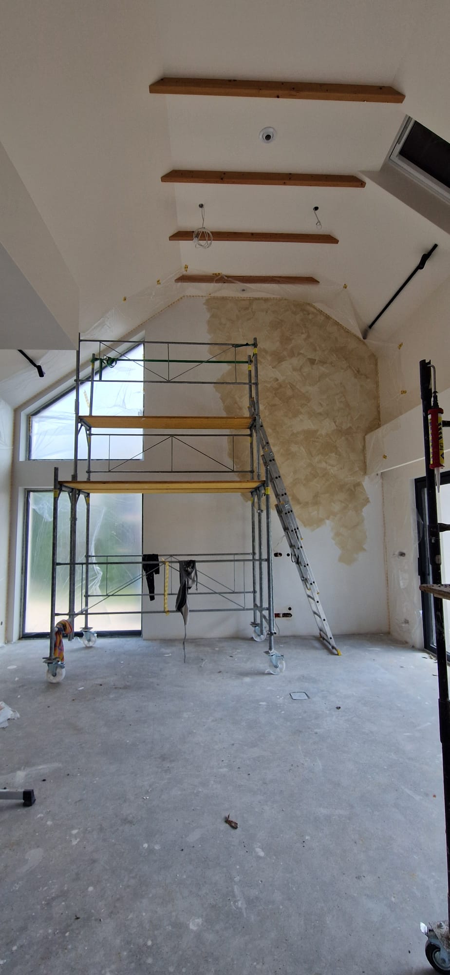 #211 Soft Sand limewash paint on a wall – customer project, photo 7