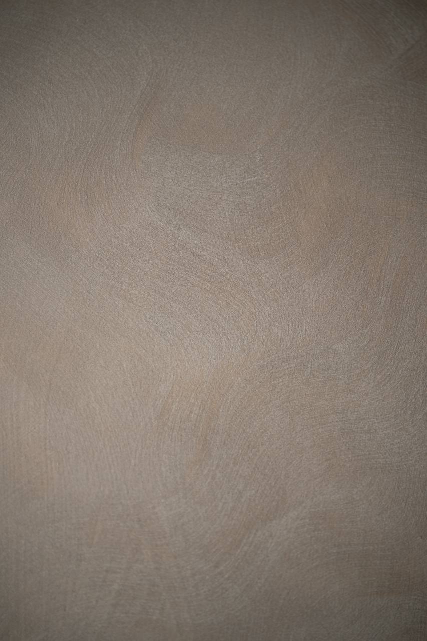 #33 Smoky Linen Alkantarus suede-effect paint on a wall