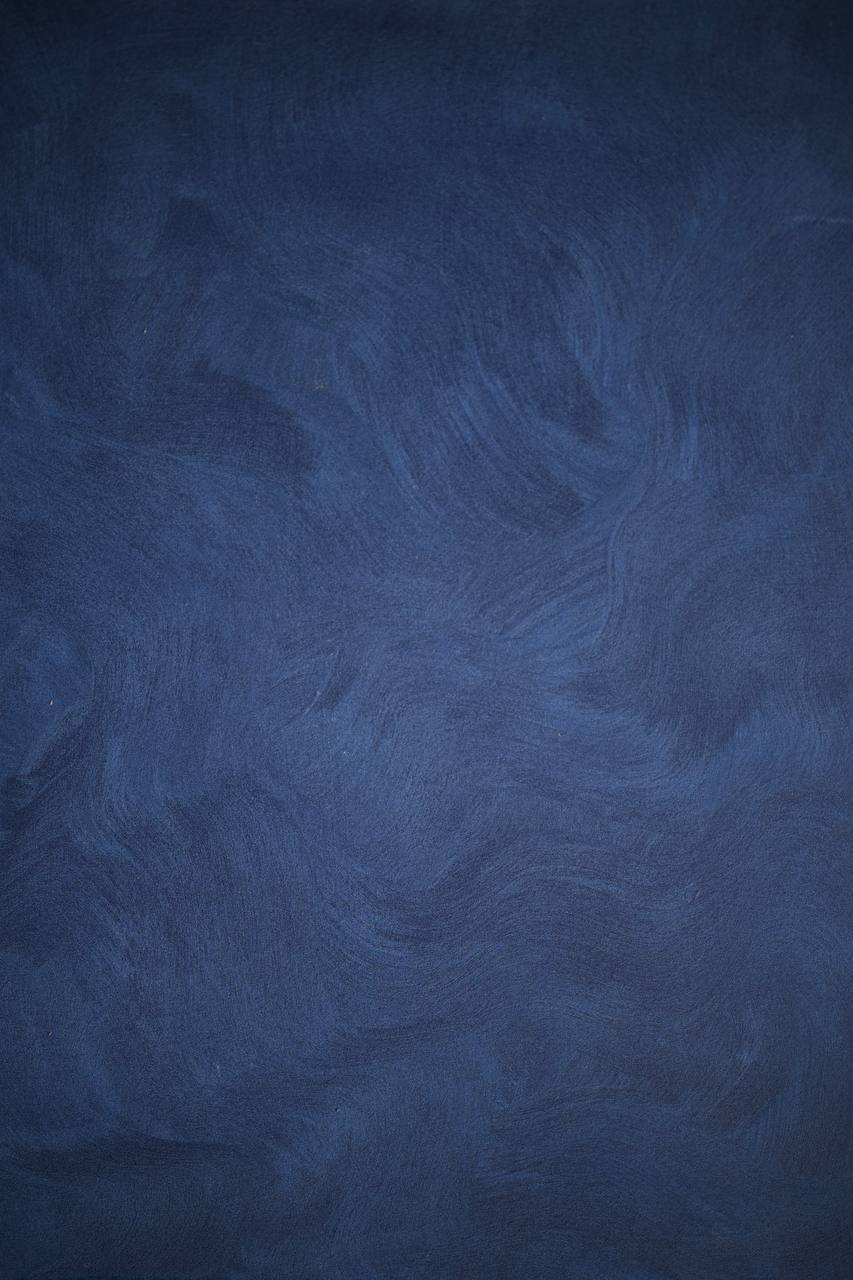 #43 Dark Tide Alkantarus suede-effect paint on a wall