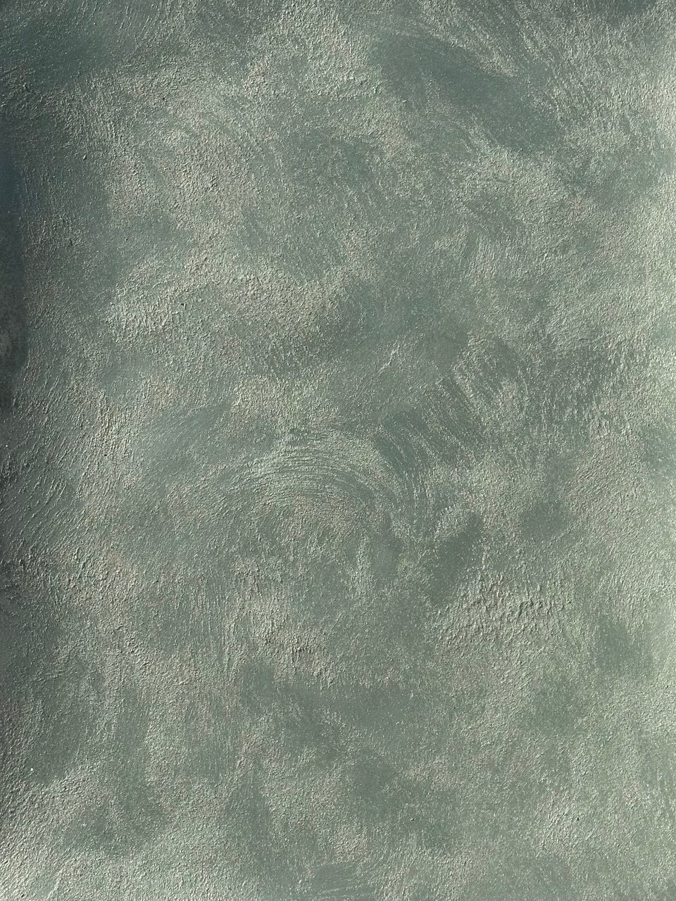 #6 Soft Eucalyptus Saharus sand-effect paint on a wall – view 3