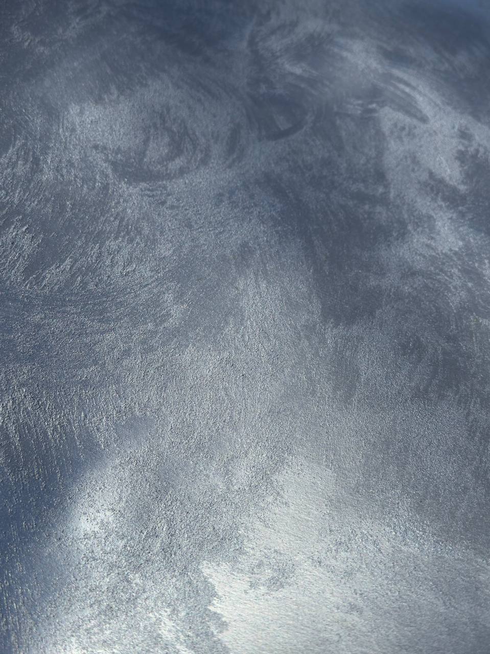 #7 Misty Cobalt Saharus sand-effect paint on a wall