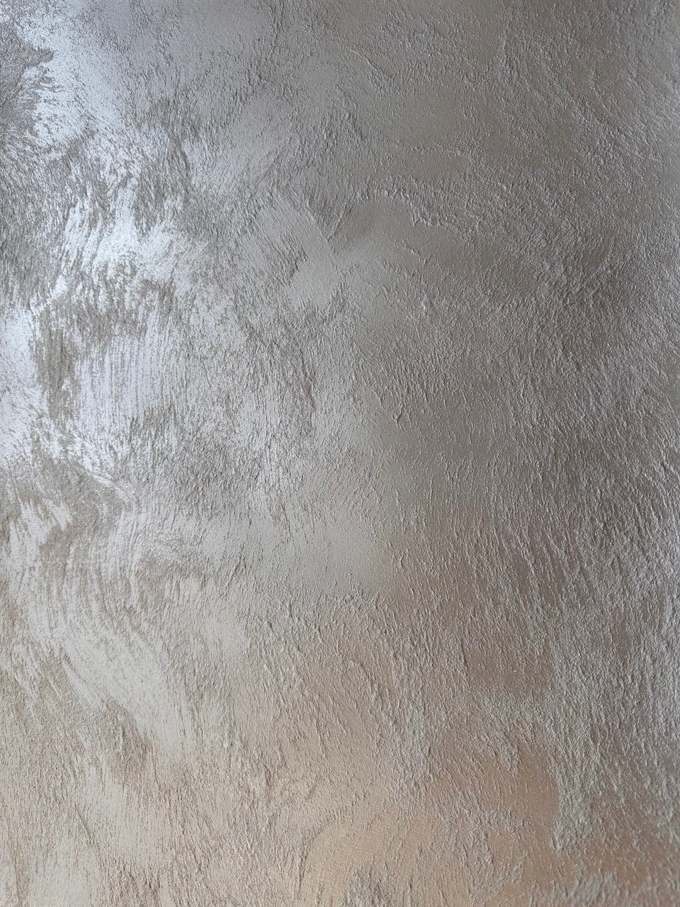 #9 Powder Pearl Saharus sand-effect paint on a wall – view 2