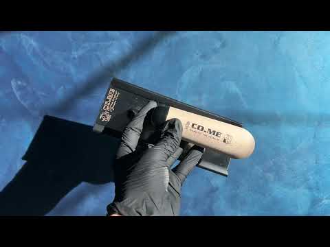 Venetian trowel – how to apply decorative plaster
